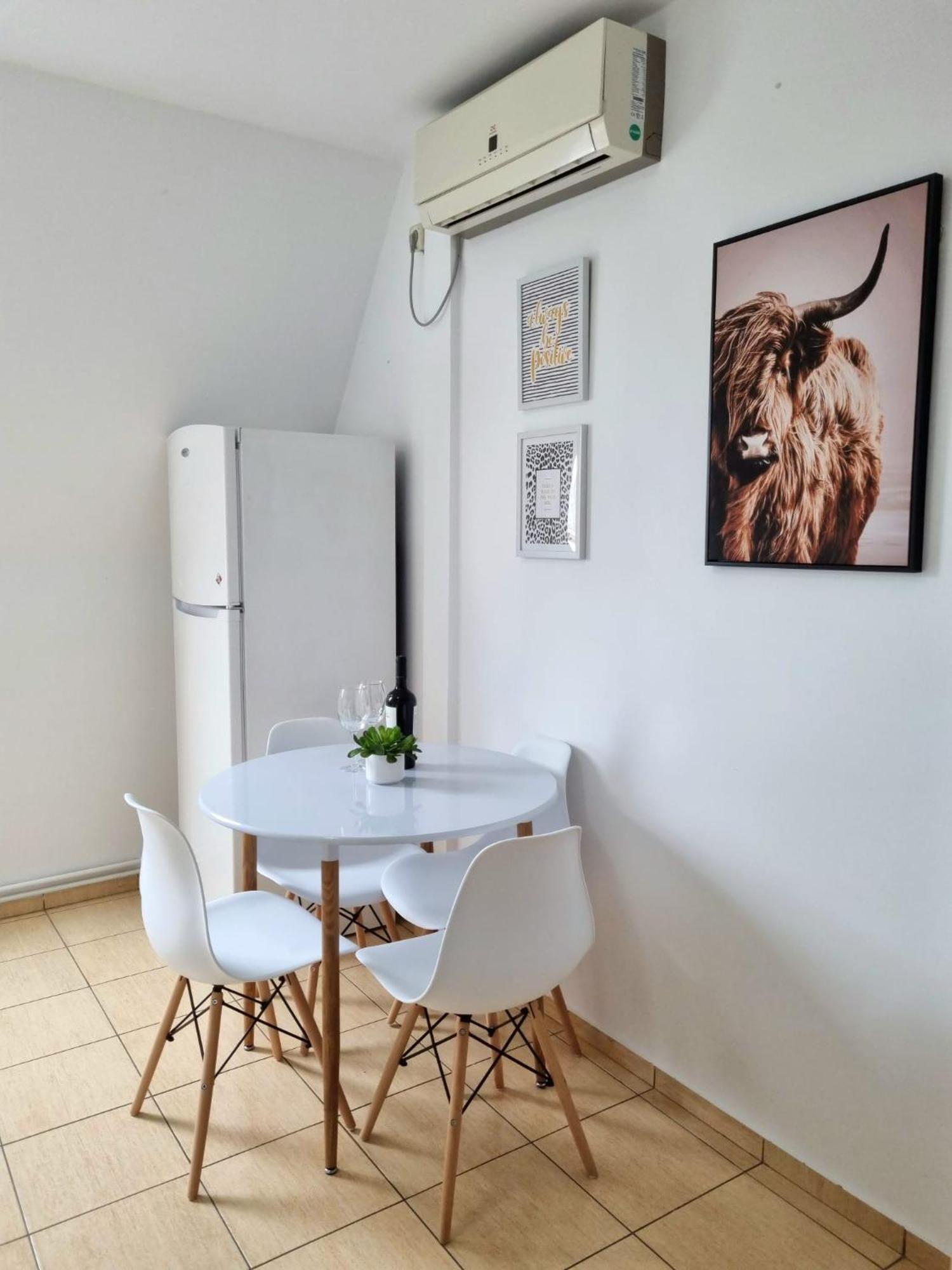 Iulius Town Charm Cozy Apartments Timisoara Ngoại thất bức ảnh
